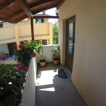 Apartman Koralj Apartment Pula Exterior foto
